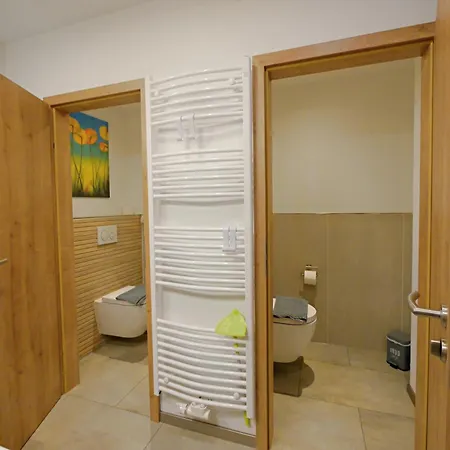 Upland-flair Waldpfad Im Zentrum! Apartamento *